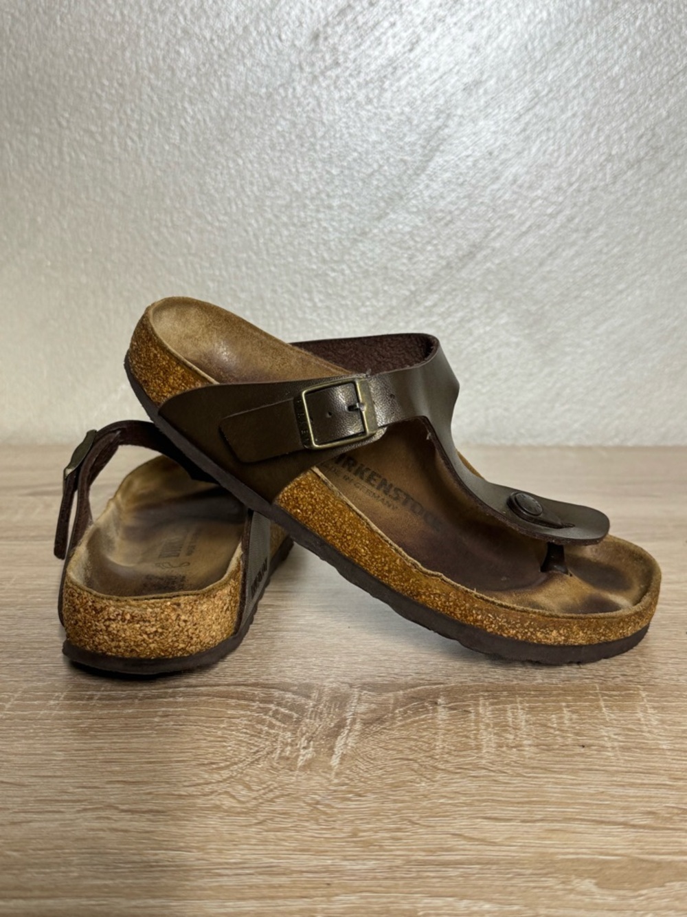 Birkenstock Gizeh in Golden Brown Leather Thong Sandals Size 37 US 6 - Picture 11 of 11